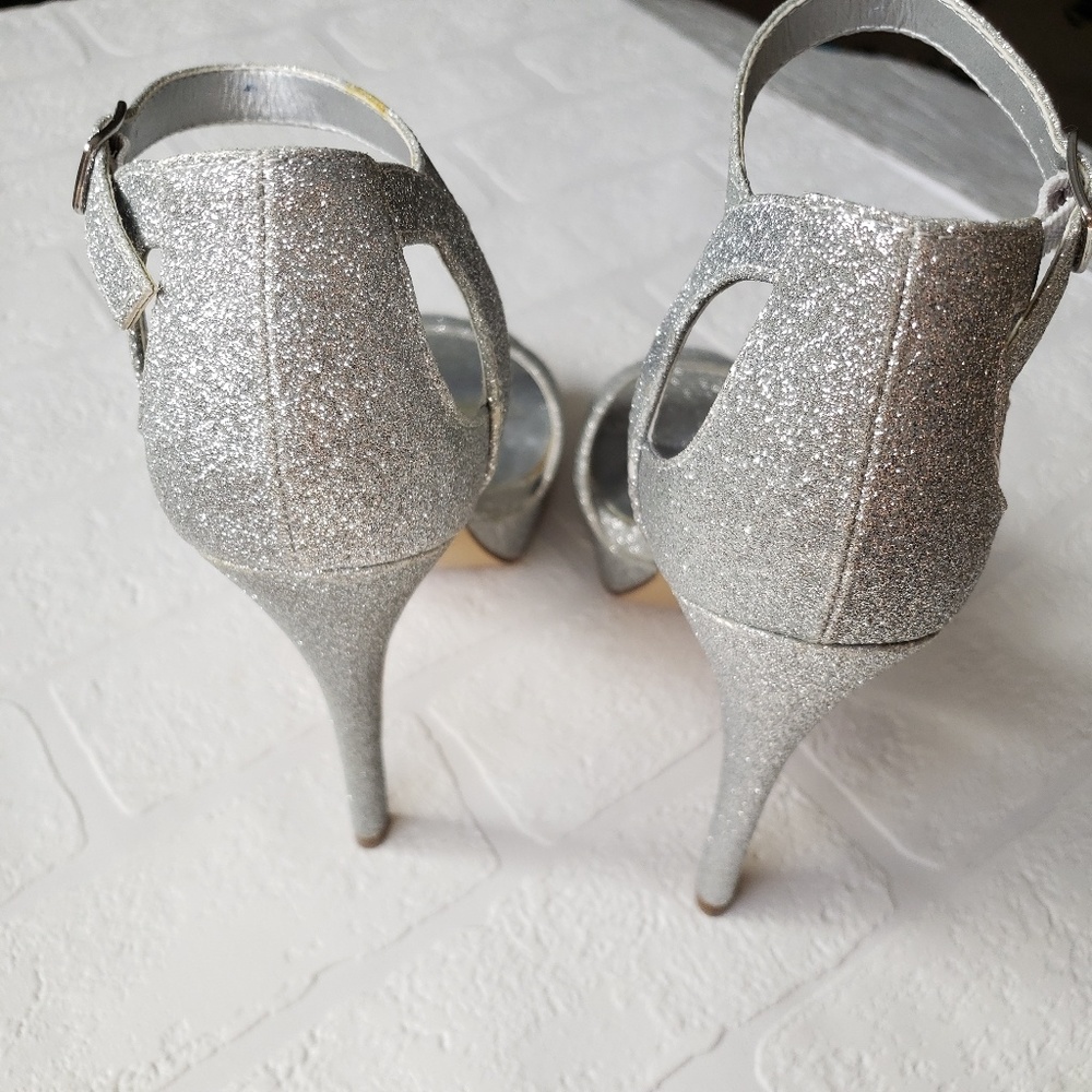 Mix No. 6 Silver Glitter Platform Heels NWB - Picture 5 of 8